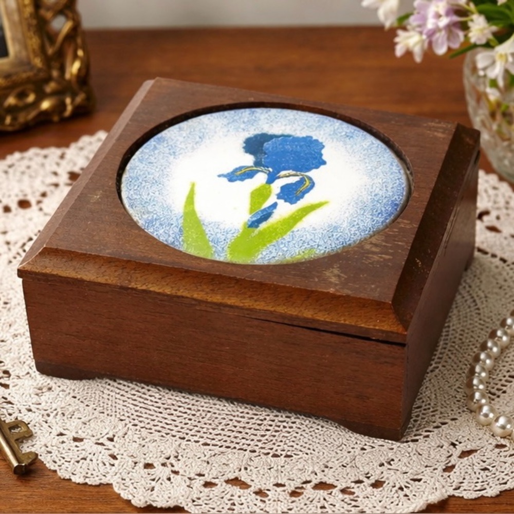 Sudberry House Vintage Wooden Trinket Box Tile Top Iris Floral Old Lyme CT